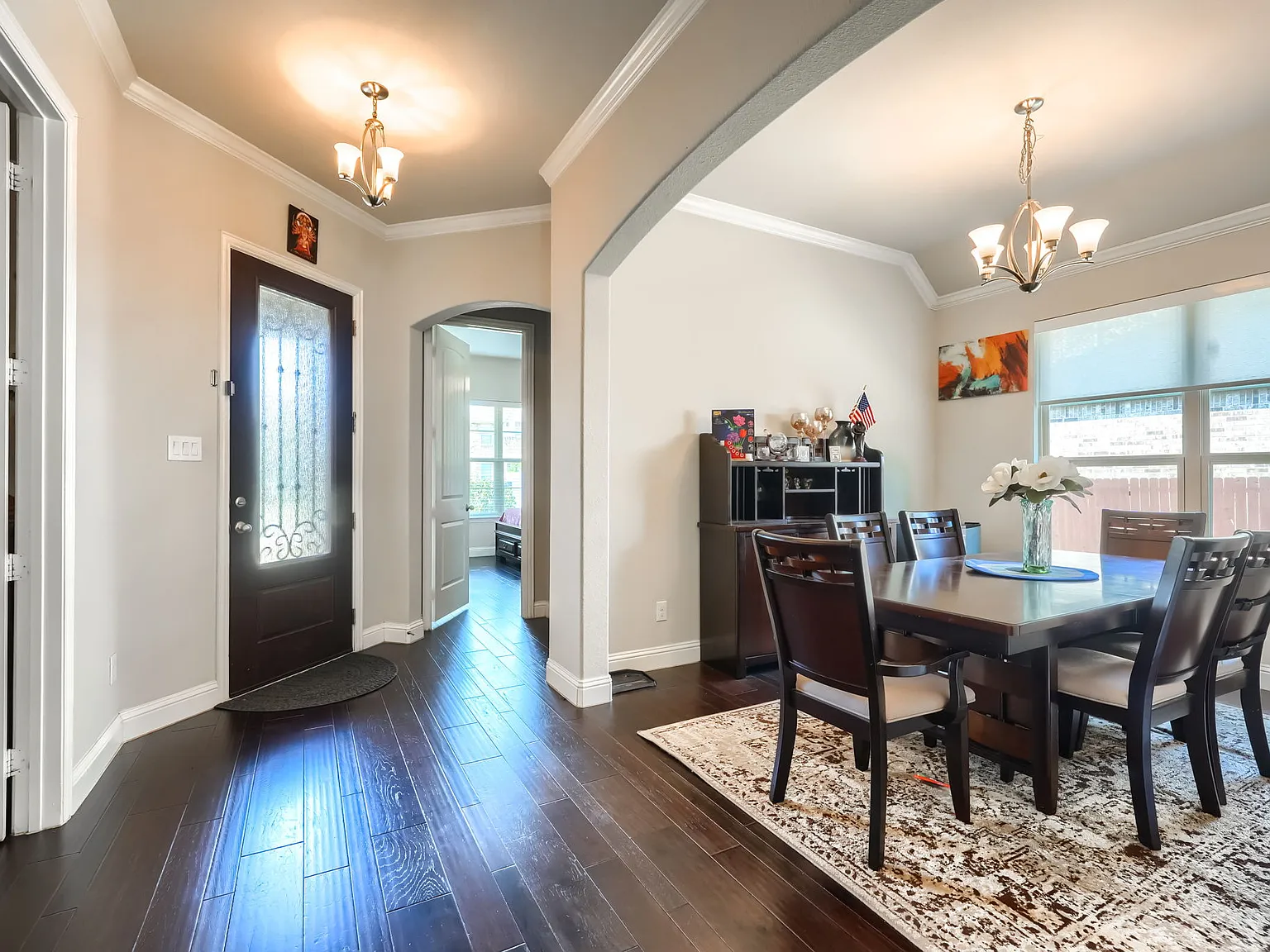 4 bed, 3.5 bath, 3576 sqft, $3,800 — Photo 4