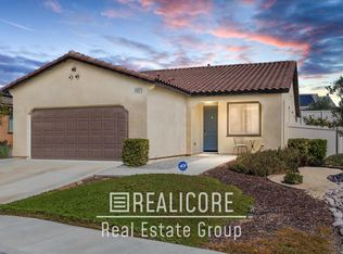 1562 Triton Ln, Beaumont, CA 92223
