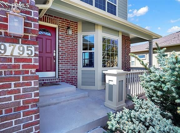 5th image of 9795 Kings Canyon Dr