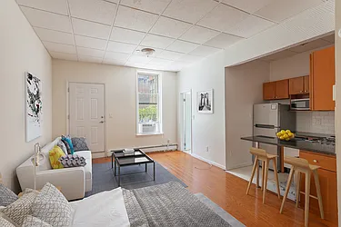 Rented by Bond New York