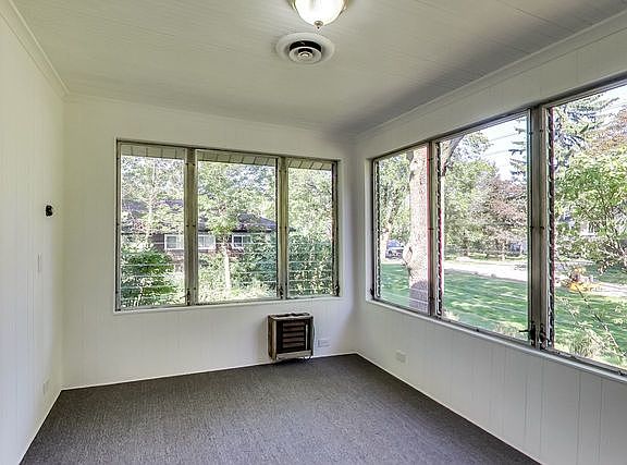 5th image of 2635 Park Ln