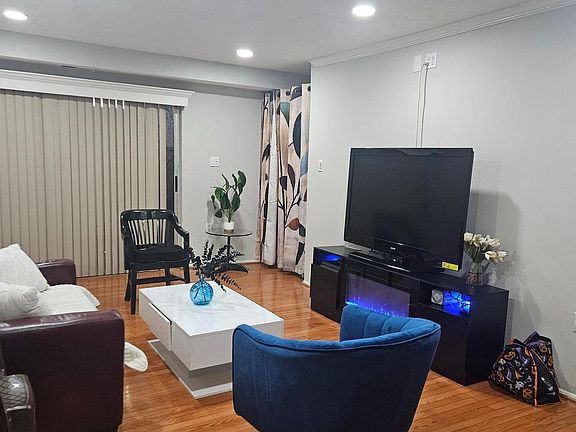 2nd image of 7730 Hanover Pkwy APT 101