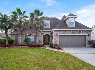 1182 Springwater Dr, Mandeville, LA 70471