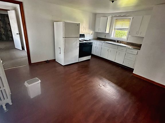 4th image of 1215 S State St #2
