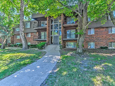 3 BD, 2 BA