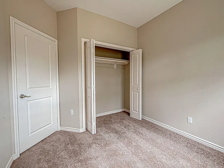 5530 Hirondel St #B — Photo 24
