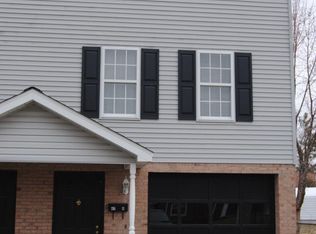 47 S Johnson Rd #B, Houston, PA 15342