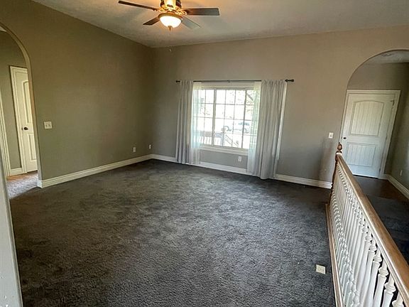 2nd image of 2204 Brookefield Dr