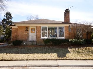 5155 Brown St, Skokie, IL 60077
