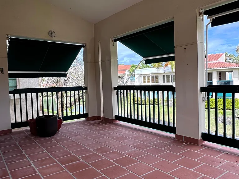 693 Lakeside Vlg #J-4 — Photo 8