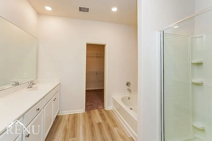 10457 Sweetwater Creek Dr — Photo 8