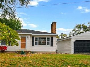 1149 52nd St SE, Kentwood, MI 49508