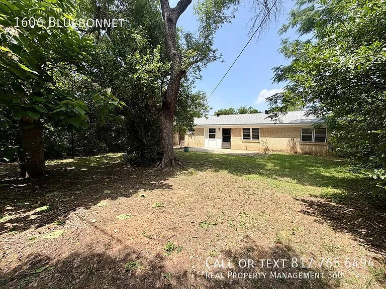 1606 Bluebonnet Trl — Photo 20
