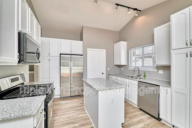 4927 Triple Tree Ct — Photo 16