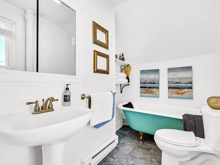 63 William St #3 — Photo 25