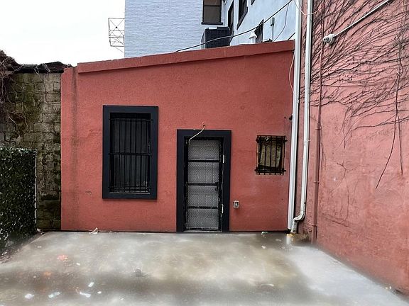376 Broad Patio 1G