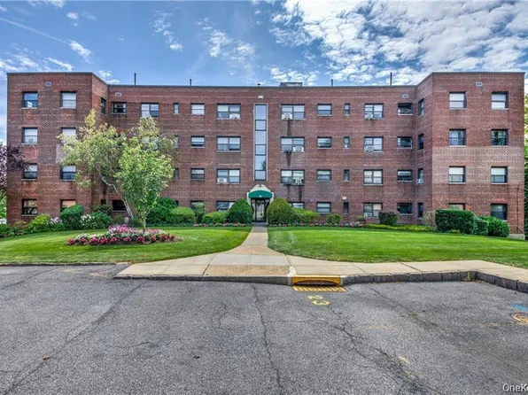 35 SHADY GLEN Court #3F, New Rochelle, NY 10805