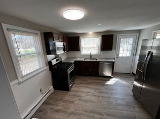 61-63 Orlando, Agawam, MA 01001
