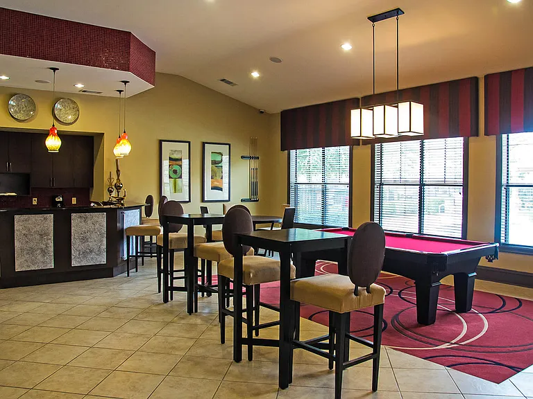 Lakeland Estates Apartment Homes — Photo 17