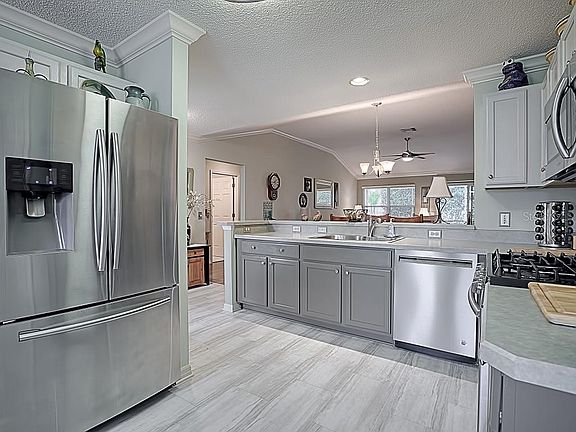 5th image of 17697 SE 80th Altamaha Ct