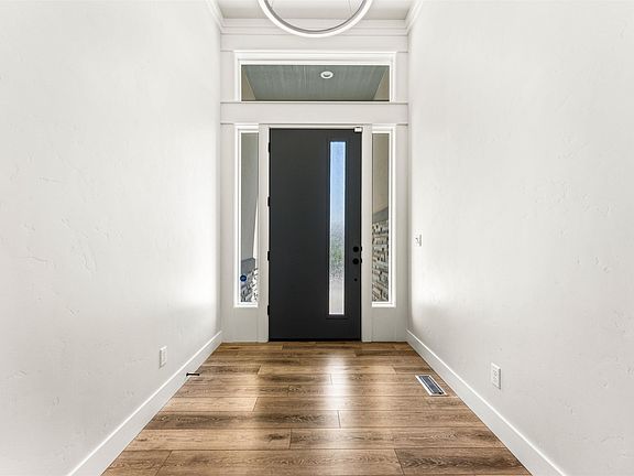 4th image of 3369 S Grenze Way