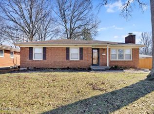 2902 White Plains Rd, Louisville, KY 40218