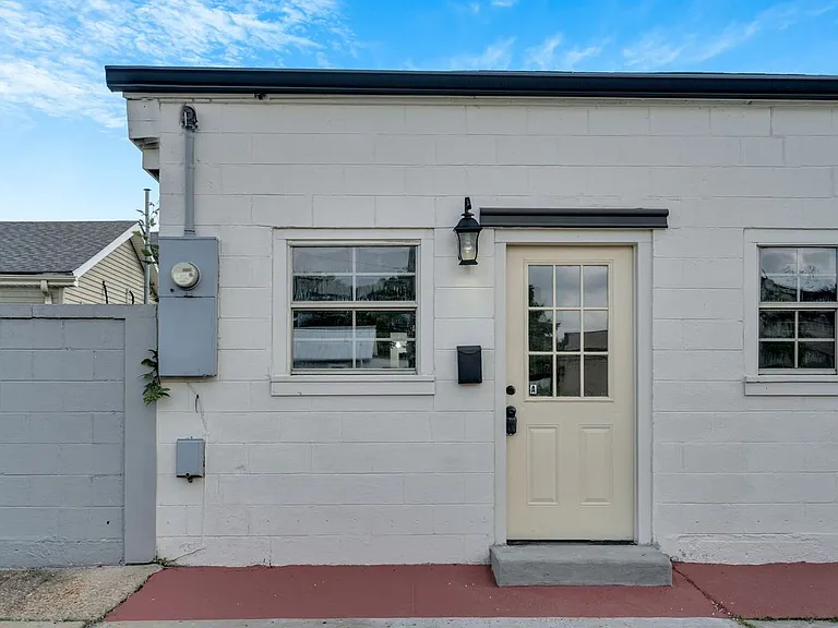 1619 Laharpe St #A — Photo 2
