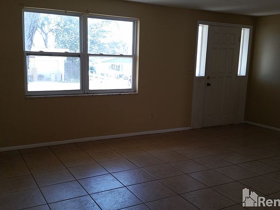 2nd image of 4323 Crestfield Ave