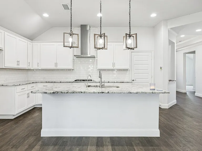 3201 Velma Ln — Photo 10
