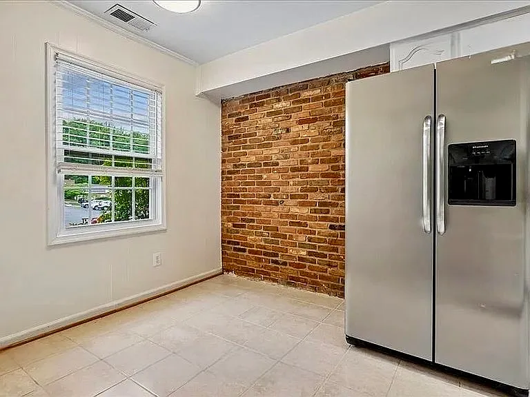 8145 Kingsway Ct #MAIN — Photo 3