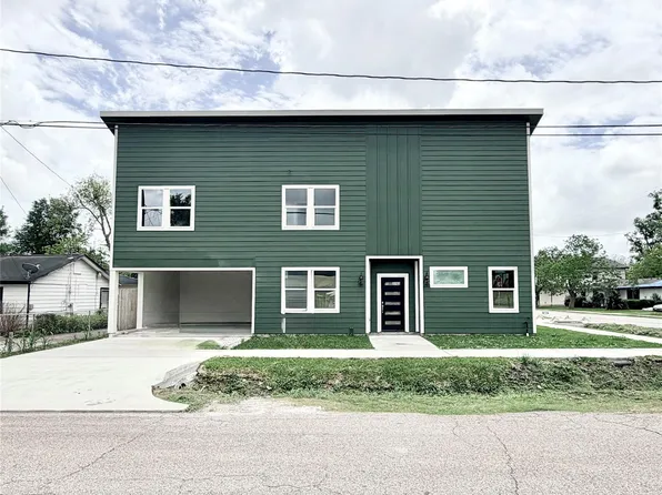 9303 Noel St, Houston, TX 77033