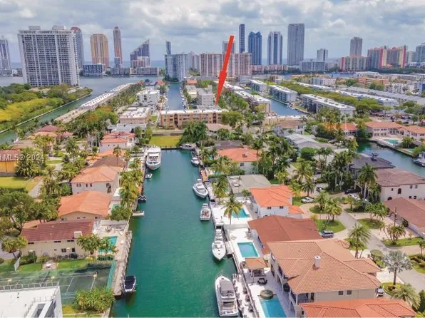 3531 NE 170th St APT 302, North Miami Beach, FL 33160