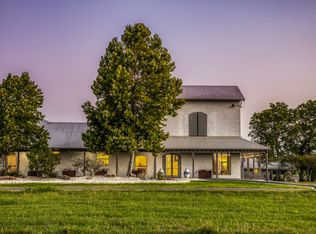 139 Blossom Hill Rd, Round Top, TX 78954