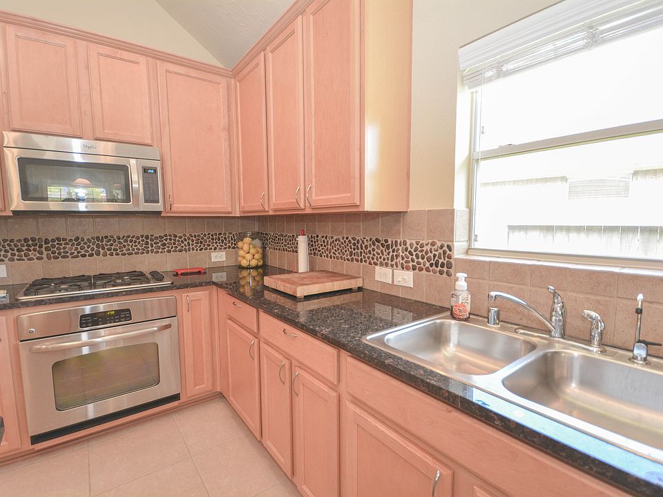 1st image of 2813 Chinaberry Park Ln