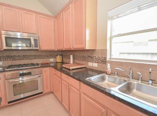 2813 Chinaberry Park Ln, League City, TX 77573