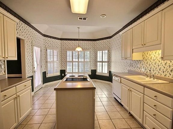 5th image of 3282 Kinderhill Ln