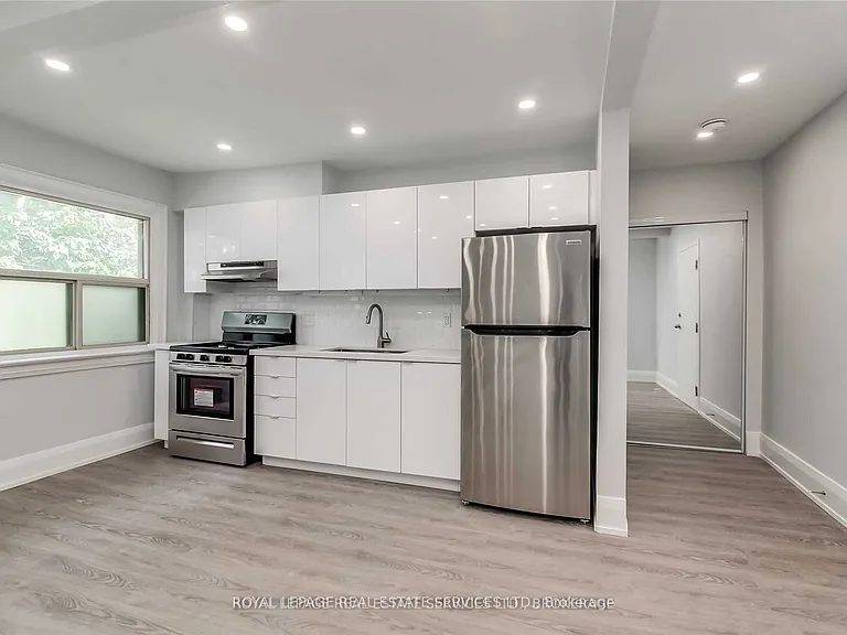 120 Vaughan Rd #20 — Photo 14