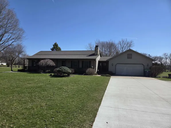 4686 N Thomas Rd, Freeland, MI 48623