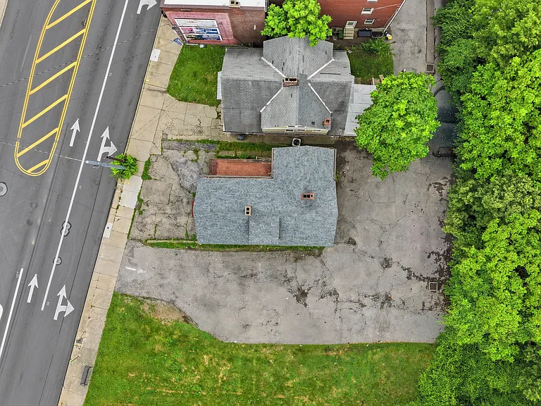 5109 Montgomery Rd — Photo 27
