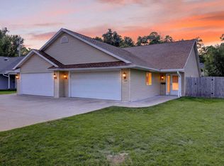 329 Soden Dr, Oregon, WI 53575