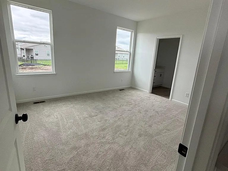 27010 E Dogwood Ln — Photo 5