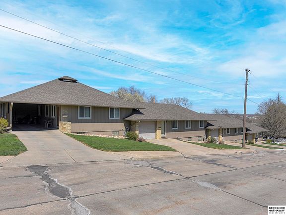 2nd image of 8020-8080 Seymour Blvd