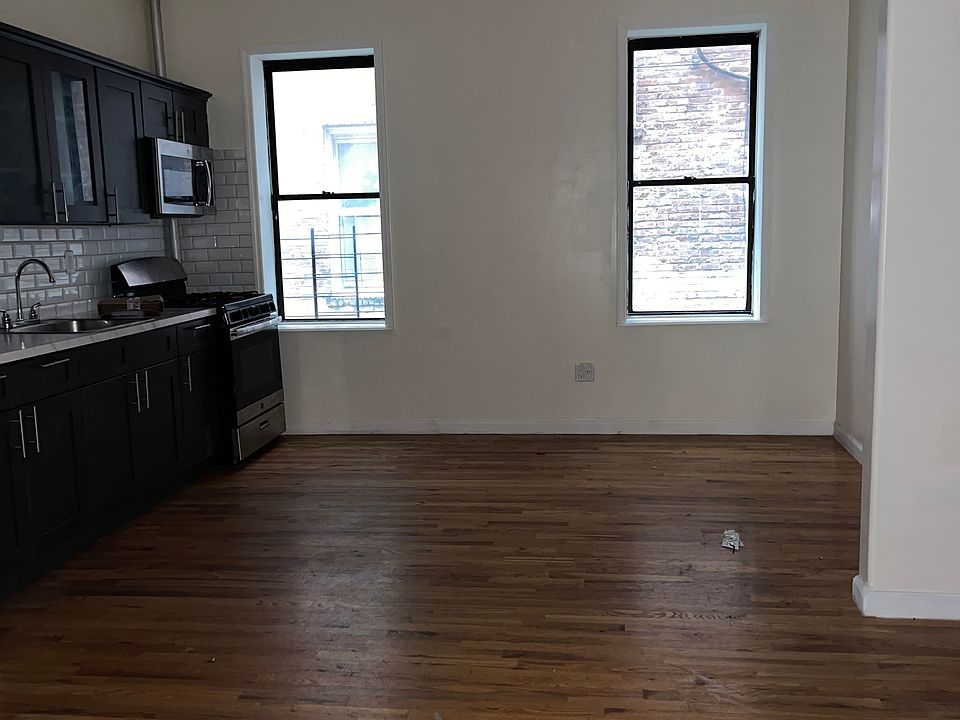 1st image of 426 E 22nd St Unit 3A