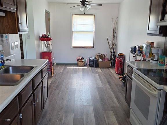 2nd image of 406 W Main St