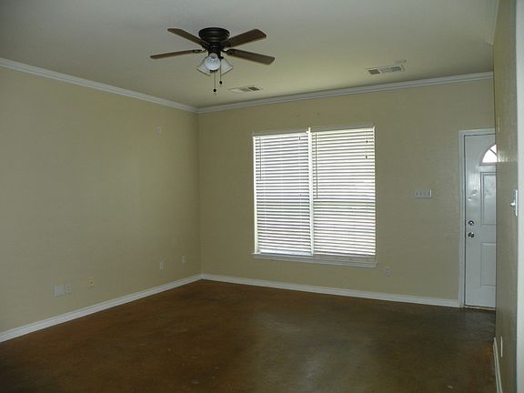 2nd image of 2601 Cypress Ln #9275D037A