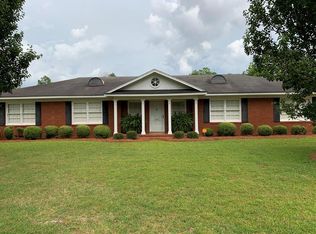 566 Pecan St SE, Dawson, GA 39842
