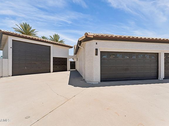 3rd image of 3016 W Ironwood Circle