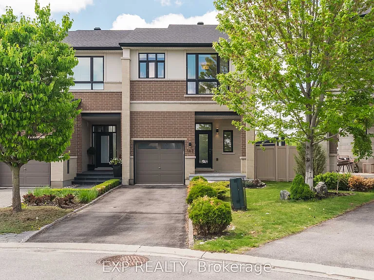 182 Mattingly Way — Photo 1