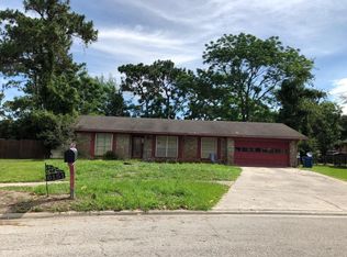 6151 Raintree Rd, Jacksonville, FL 32277