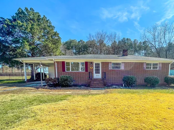 2205 W Carver St, Durham, NC 27705